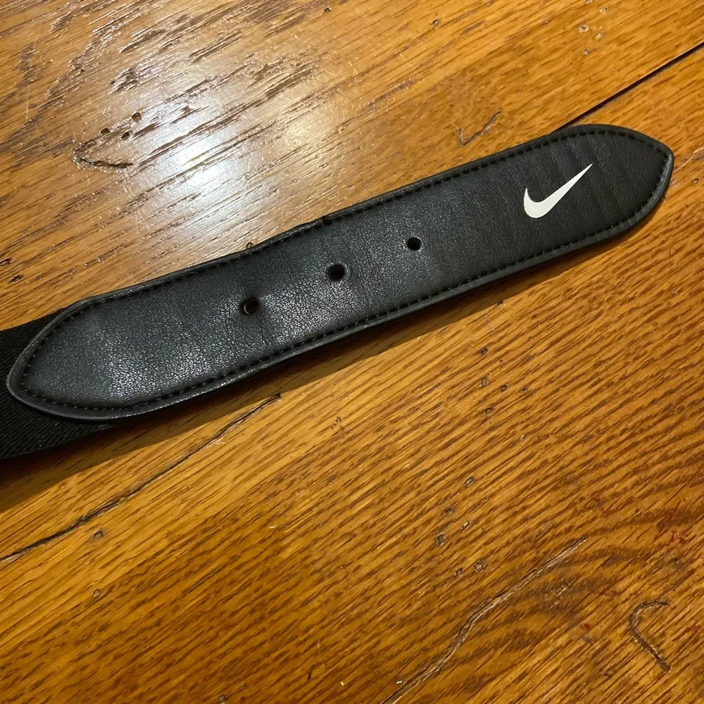 Nike black belt